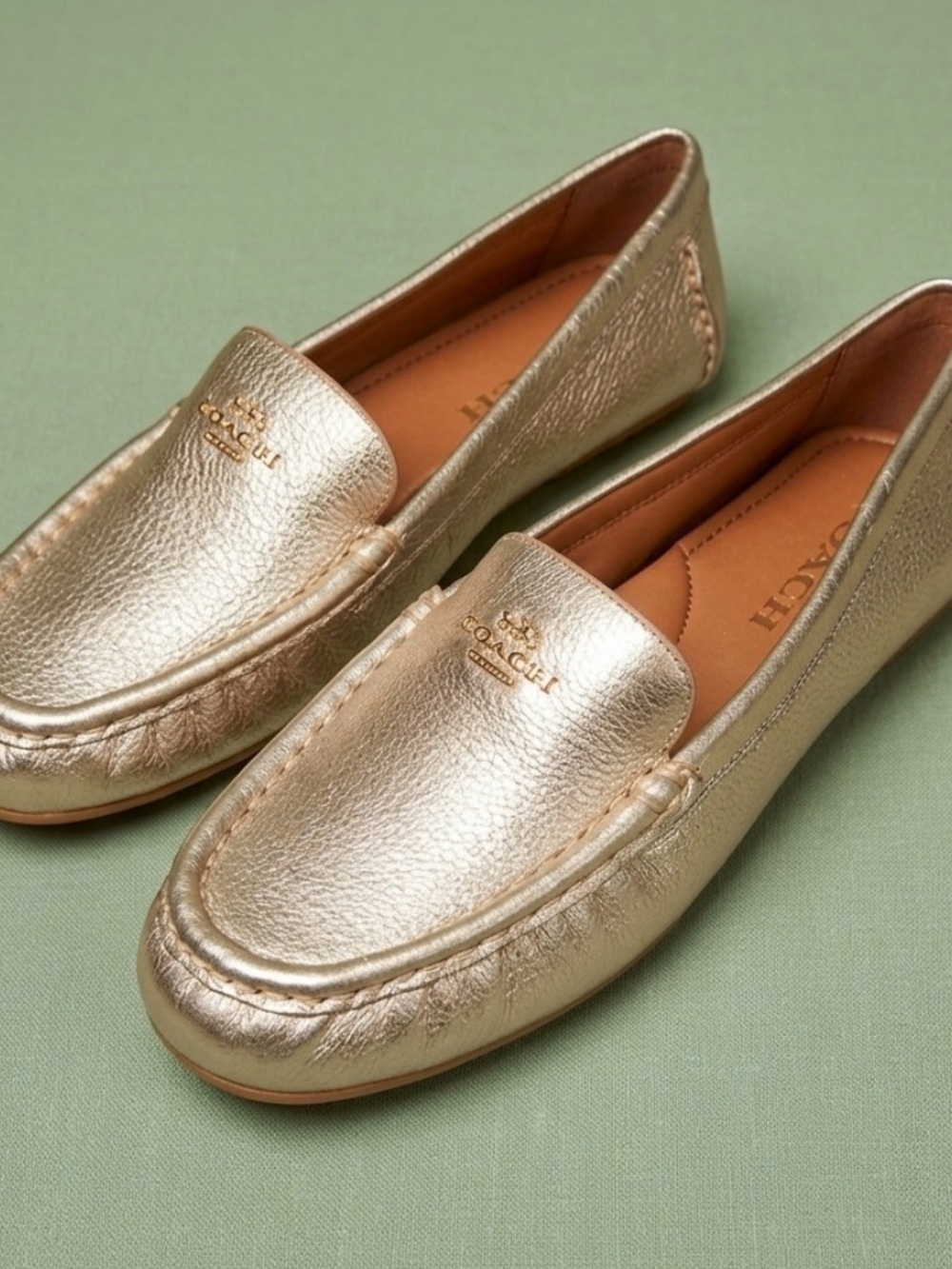 New Coach champagne Leather Driving Loafers size 6- no box